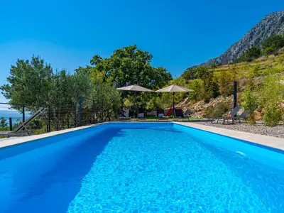 Villa Mountain Lodge is a newly built modern and charming property with stunning sea, island and mountain views
