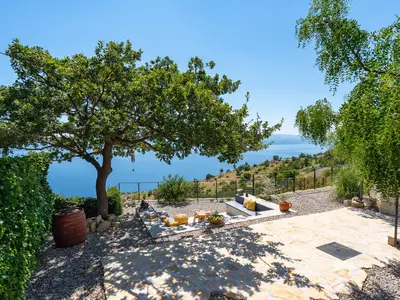 Villa Mountain Lodge is a newly built modern and charming property with stunning sea, island and mountain views
