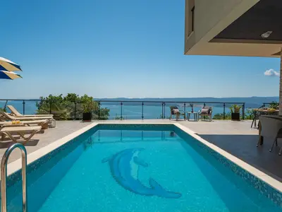 Villa Matea mit Meerblick, 4 Schlafzimmern mit eigenem Bad, Whirlpool, Sauna und privatem Pool