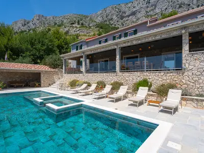Villa Granda Lokva is situated on a 1,000sqm fenced private property