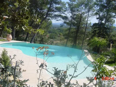 PoolOfHouse
