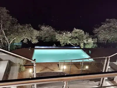 PoolOfHouse