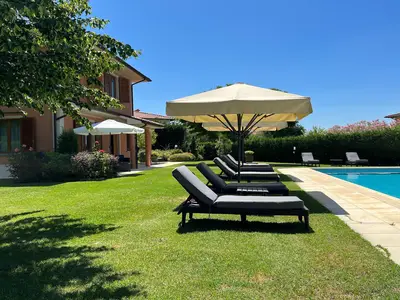 PoolOfHouse