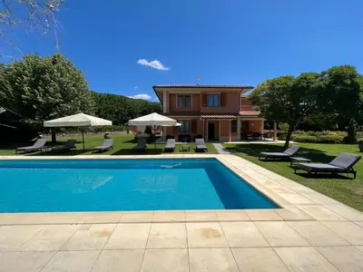 PoolOfHouse