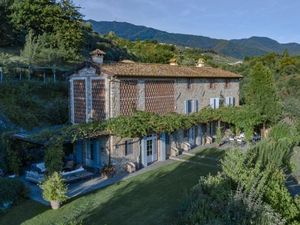 Villa für 10 Personen (600 m&sup2;) in Lucca