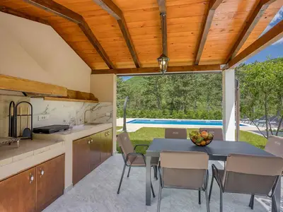 Villa für 6 Personen (120 m²) in Lupoglav 4/10