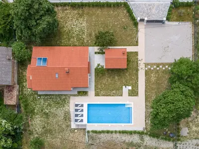 Villa für 6 Personen (120 m²) in Lupoglav 10/10