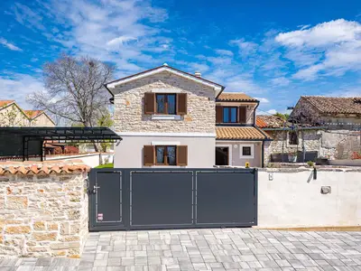 Villa für 8 Personen (160 m²) in Mali Vareški 7/10