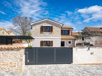Villa für 8 Personen (160 m²) in Mali Vareški 6/10