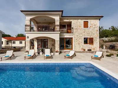 Villa für 8 Personen (140 m²) in Malinska 1/10