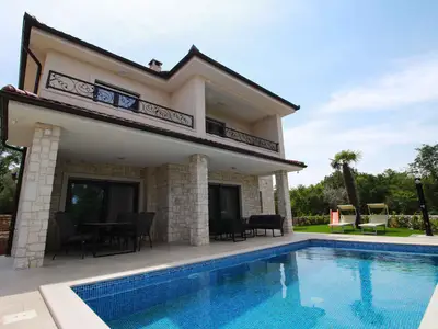 Villa für 9 Personen (250 m²) in Malinska 2/10