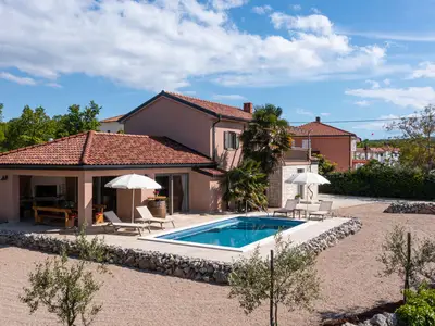 Villa für 6 Personen (240 m²) in Malinska 1/10