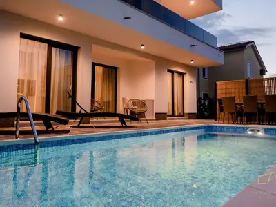 Villa für 8 Personen (120 m²) in Malinska 1/10