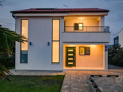 Villa für 7 Personen (118 m²) in Porat 7/10