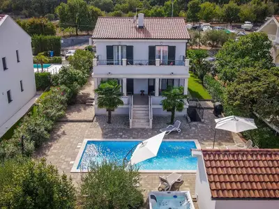 Villa für 7 Personen (118 m²) in Porat 8/10