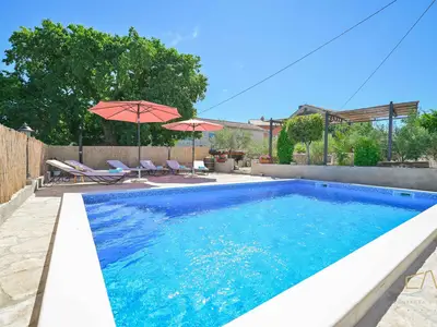 Villa für 7 Personen (200 m²) in Malinska 1/10