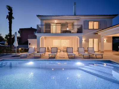 Villa für 10 Personen (160 m²) in Malinska 1/10