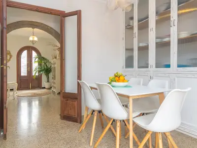 DiningRoom