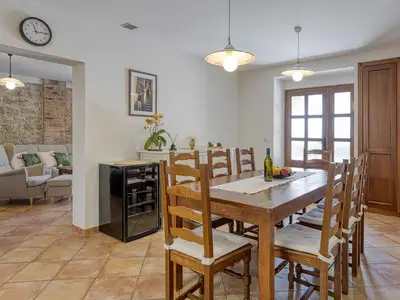 Villa für 8 Personen (129 m²) in Marasi 10/10