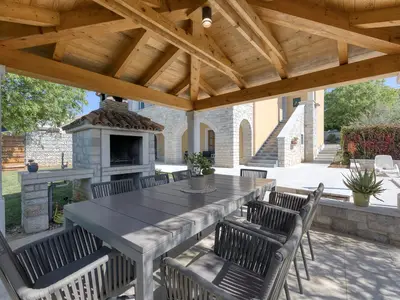 Villa für 8 Personen (129 m²) in Marasi 3/10