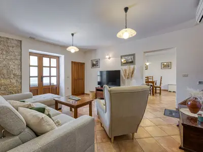 Villa für 8 Personen (129 m²) in Marasi 9/10