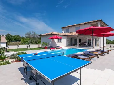 Villa für 8 Personen (166 m²) in Marčana 1/10