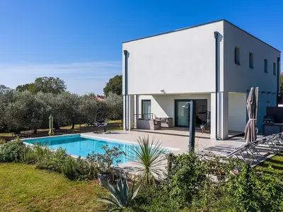 Villa für 6 Personen (180 m²) in Marčana 1/10