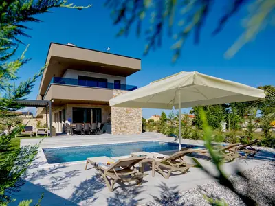 Villa für 8 Personen (200 m²) in Marčana 1/10