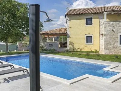 Villa für 12 Personen (200 m²) in Marčana 3/10