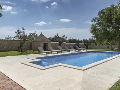 Villa für 12 Personen (200 m²) in Marčana 4/10