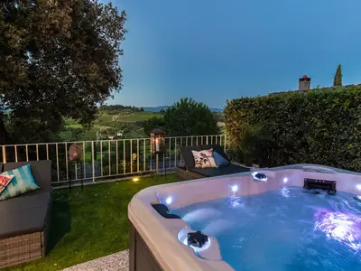 PoolOfHouse