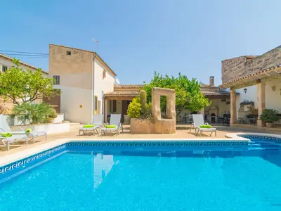 PoolOfHouse