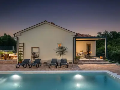 Villa für 5 Personen (139 m²) in Marići 1/10