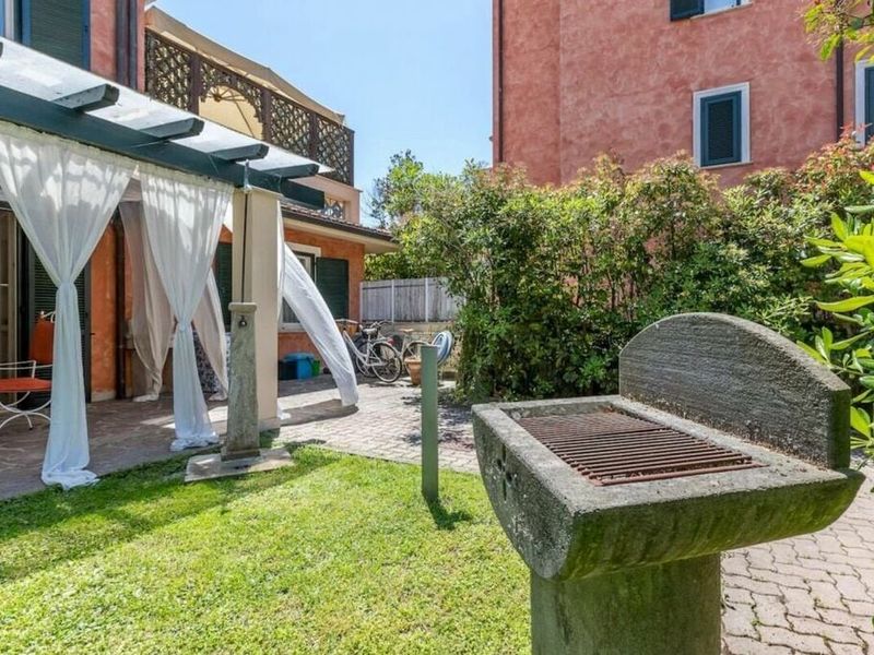 23996840-Villa-7-Marina Di Pietrasanta-800x600-1