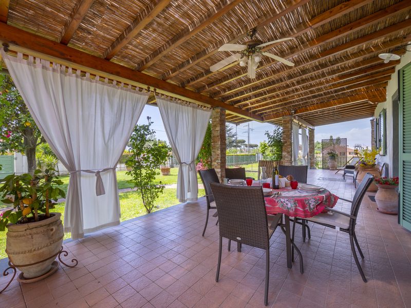 23706336-Villa-5-Marina Di Pietrasanta-800x600-1