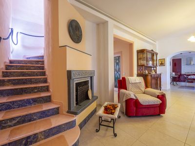 Foyer und Treppe zu den Schlafzimmern im Obergeschoss