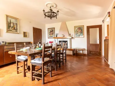 DiningRoom
