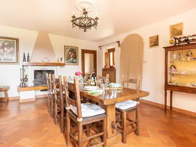 DiningRoom