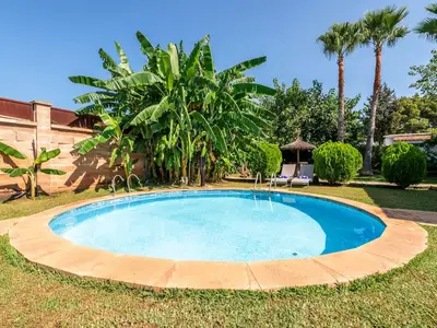 PoolOfHouse