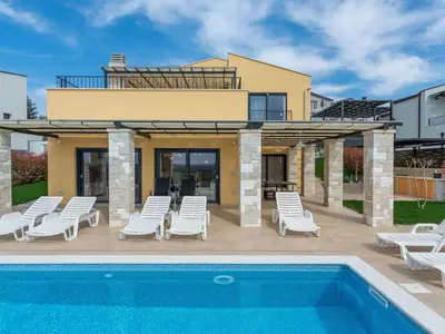 Villa für 8 Personen (150 m²) in Materada 1/10