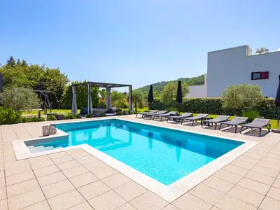 Villa für 8 Personen (220 m²) in Matulji 7/10
