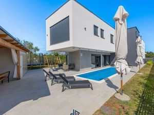 Villa für 16 Personen (350 m²) in Medulin