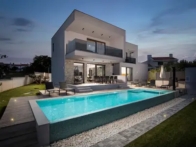 Villa für 9 Personen (220 m²) in Medulin 1/10