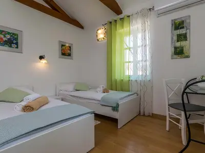 Villa für 8 Personen (120 m²) in Liznjan 9/10