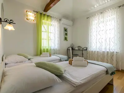 Villa für 8 Personen (120 m²) in Liznjan 10/10