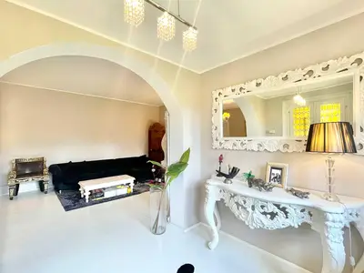 Gemeinschaftsbereich (Flure, Halle)