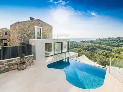 Villa für 10 Personen (520 m²) in Merišće 2/10