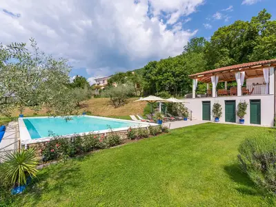 Villa für 13 Personen (420 m²) in Merišće 1/10