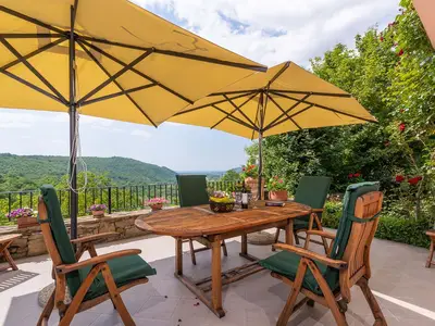 Villa für 13 Personen (420 m²) in Merišće 4/10