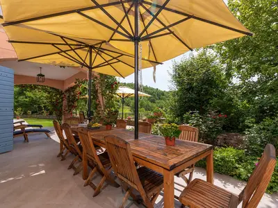 Villa für 13 Personen (420 m²) in Merišće 5/10